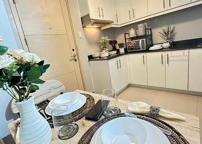 Elegante - Sea Residences Mall Of Pasay 4* Manila