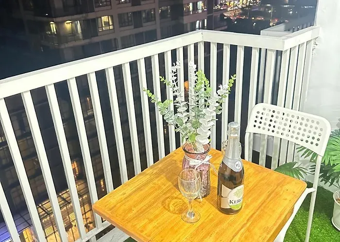Elegante - Sea Residences Mall Of Pasay 4*