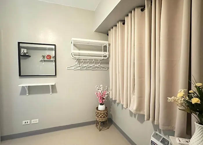 Aparthotel Elegante - Sea Residences Mall Of Pasay 4*