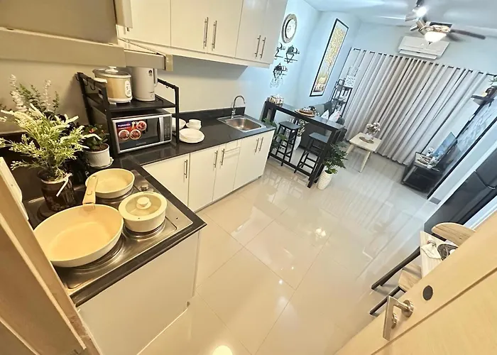 Elegante - Sea Residences Mall Of Pasay 4* Manila